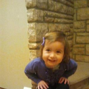 A9hOSR0CYAAJqX5.jpg large